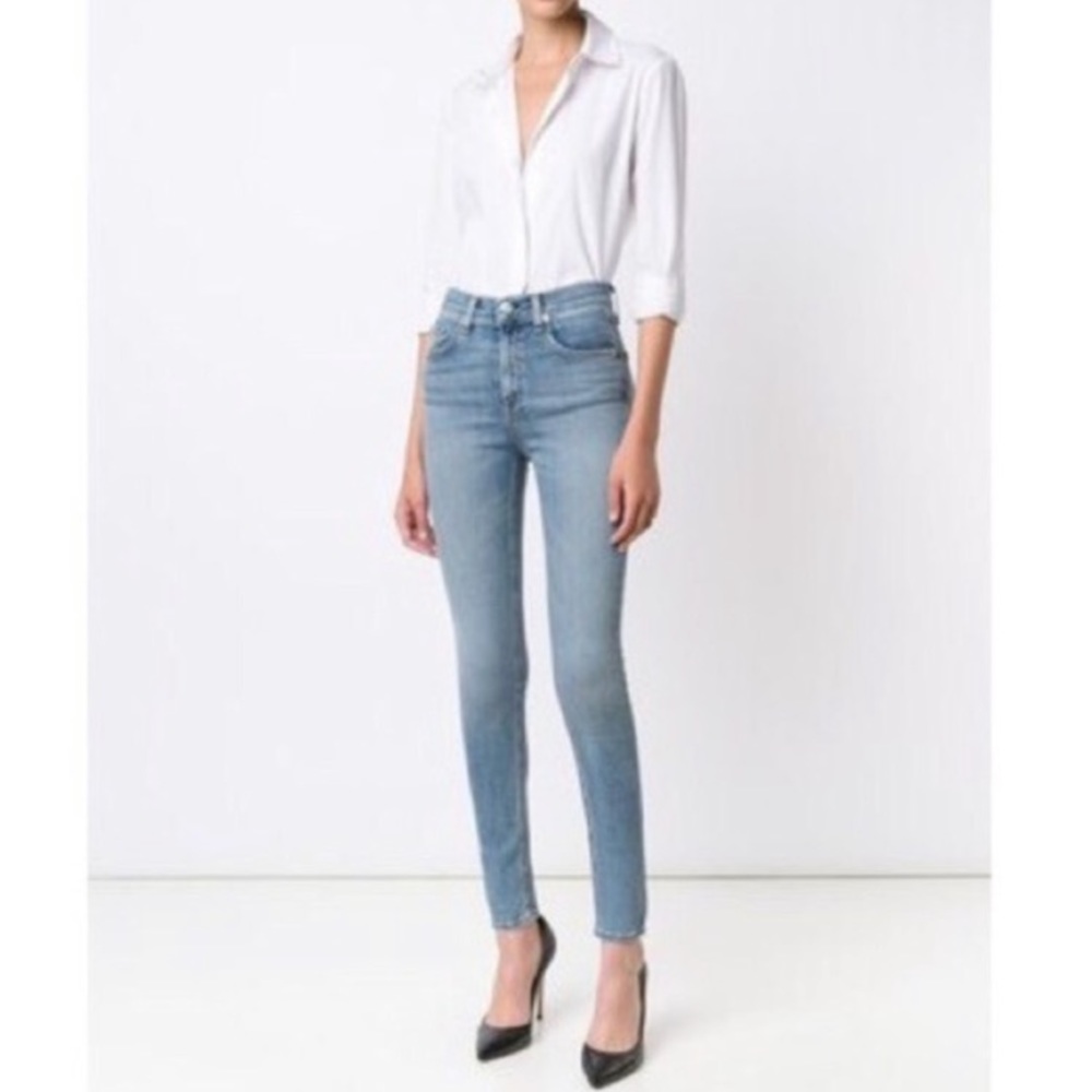 Rag & Bone High Waisted Skinny Jean in Freemont (timeless light wash)